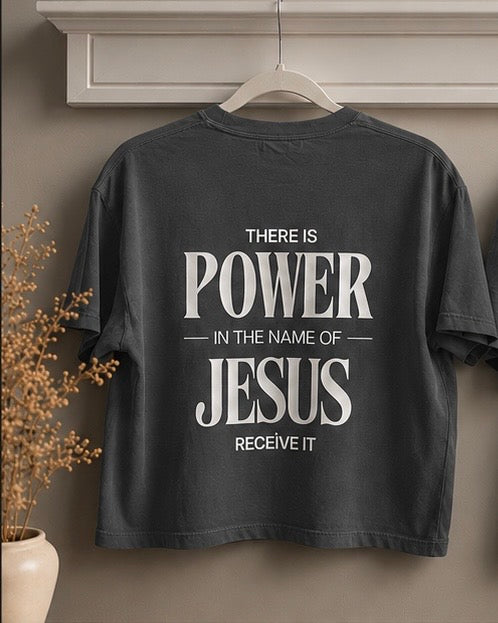 There is POWER in the NAME of JESUS | Hay PODER en el NOMBRE de JESÚS